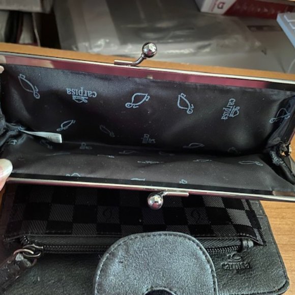 Carpisa Black Clasp Wallet from Italy NWT - Picture 6 of 10